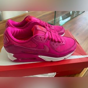 Brand new Nike Air Max 90